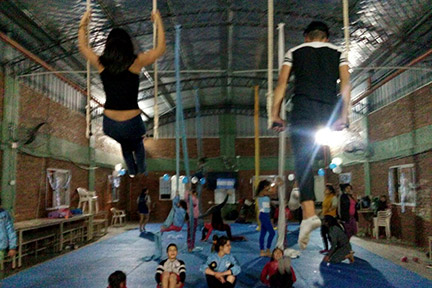 Club Atlético Madre del Pueblo - Acrobacia
