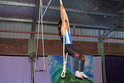 Club Atlético Madre del Pueblo - Acrobacia
