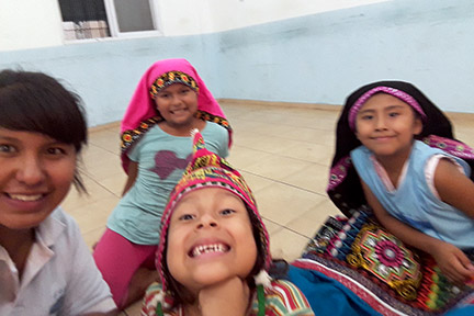 Club Atlético Madre del Pueblo - Danzas de Bolivia